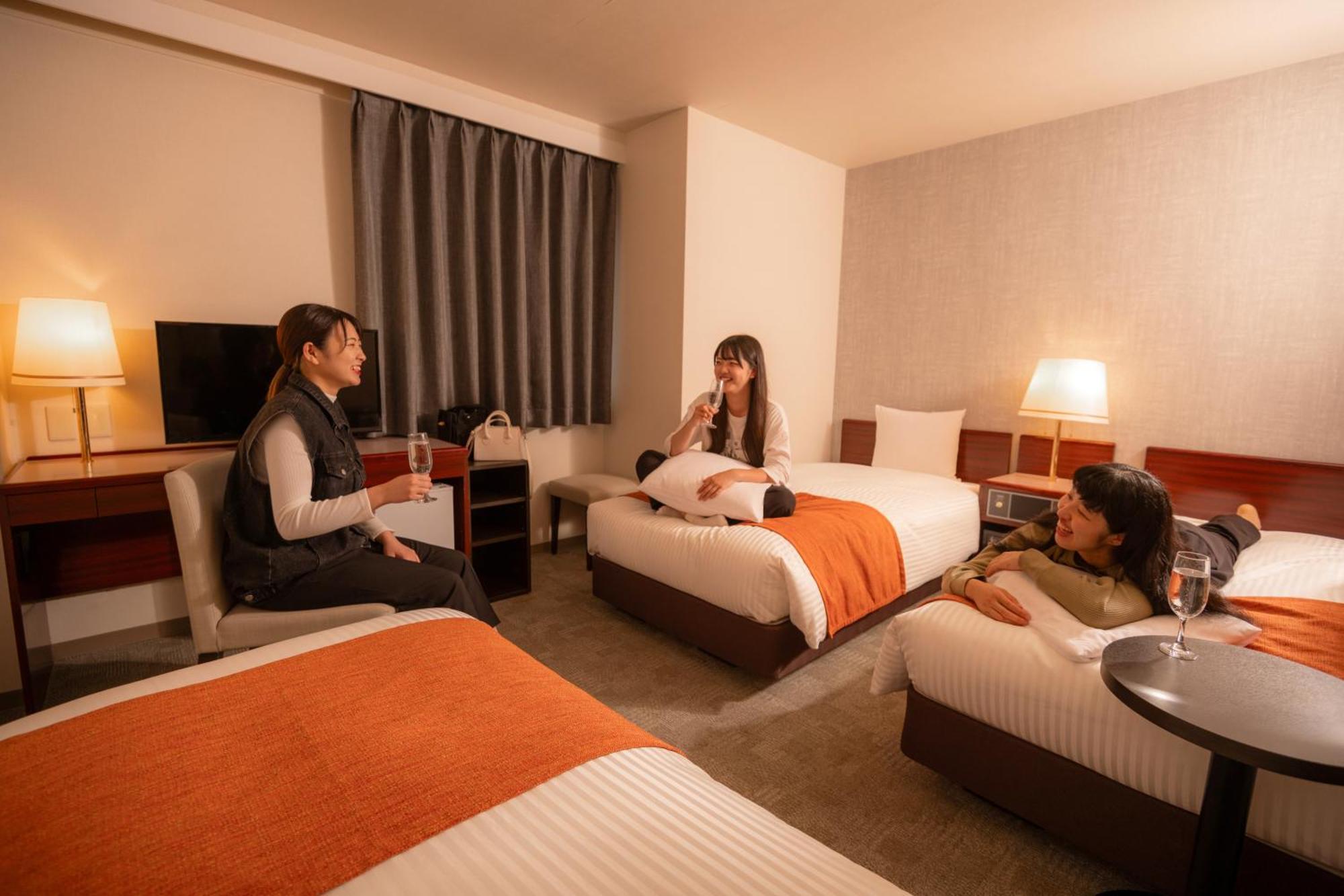 Flexstay Inn Hakodate Station מראה חיצוני תמונה